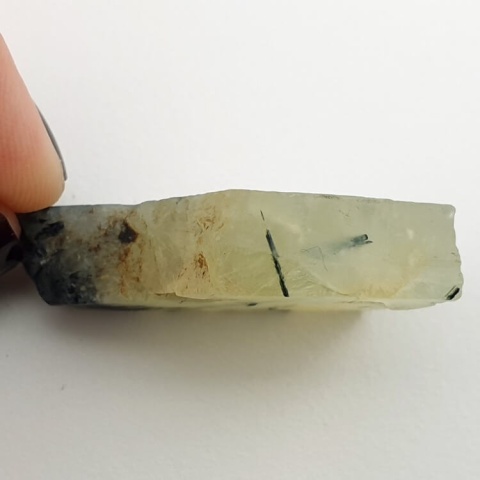 Prehnit cięty surowy 30x19 mm nr 51 Prehnit cięty surowy 30x19 mm nr 51
