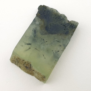 Prehnite cut raw 31x20 mm No 22