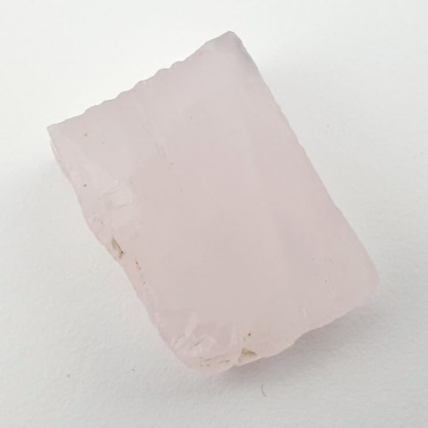 Pink quartz cut raw 24x17 mm No 63 Pink quartz cut raw 24x17 mm No 63