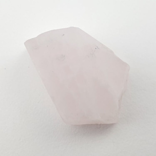 Rose quartz cut raw 25x18 mm no. 102