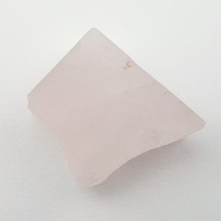 Pink cut raw quartz 25x20 mm no. 93