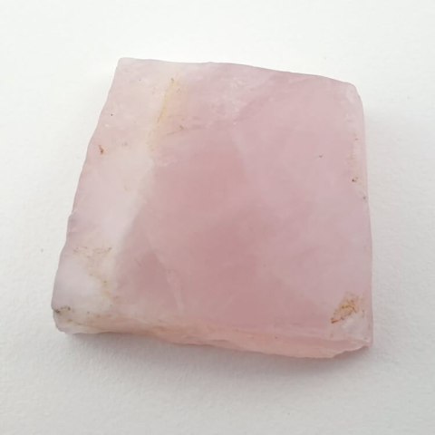 Cut pink quartz raw 25x23 mm No. 30 Cut pink quartz raw 25x23 mm No. 30
