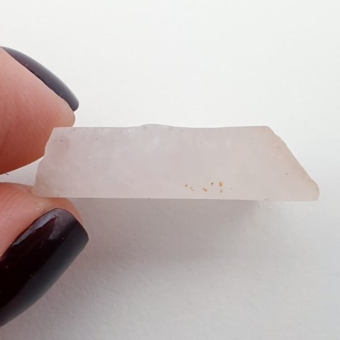 Pink quartz cut raw 27x16 mm no 99 Pink quartz cut raw 27x16 mm no 99