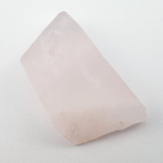 Rose quartz cut raw 28x17 mm no 97