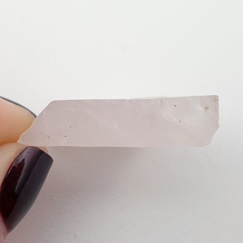 Rose quartz cut raw 28x19 mm no. 88 Rose quartz cut raw 28x19 mm no. 88