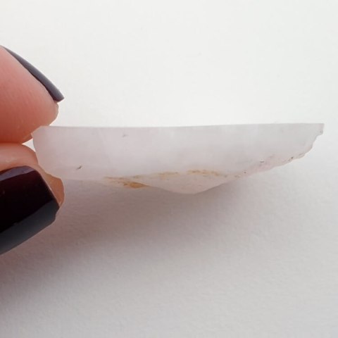 Pink quartz cut raw 29x21 mm No 79 Pink quartz cut raw 29x21 mm No 79