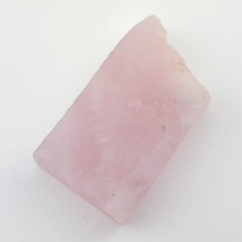 Pink quartz cut raw 31x17 mm no 84 Pink quartz cut raw 31x17 mm no 84