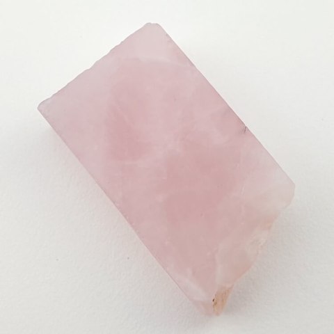Pink quartz cut raw 31x17 mm no 84 Pink quartz cut raw 31x17 mm no 84