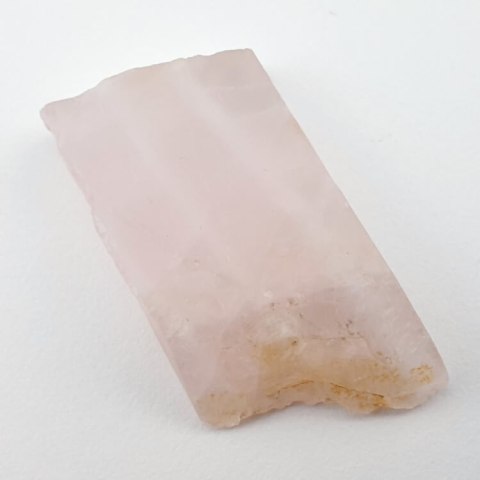 Pink quartz cut raw 36x18 mm No 35 Pink quartz cut raw 36x18 mm No 35