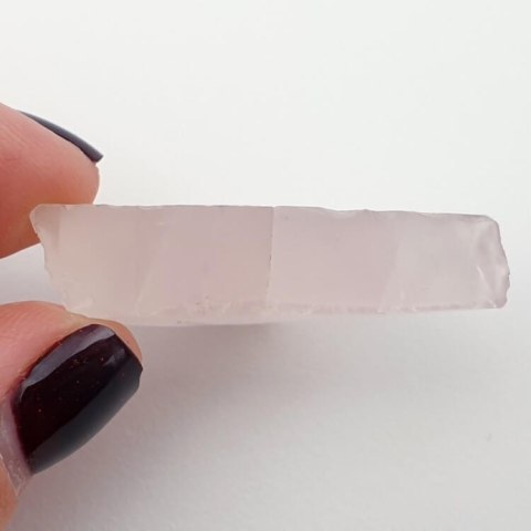 Rose quartz cut raw 38x20 mm No 19 Rose quartz cut raw 38x20 mm No 19