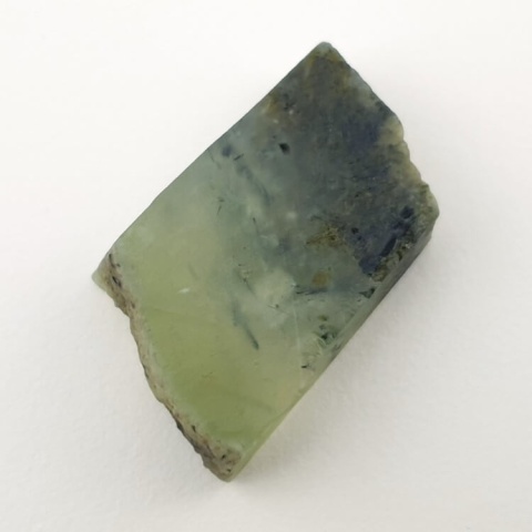 Prehnit cięty surowy 26x18 mm nr 83 Prehnit cięty surowy 26x18 mm nr 83