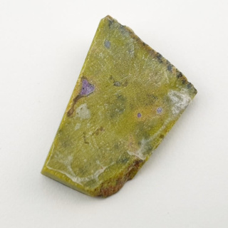 Atlantisite cut raw 32x23 mm No 42