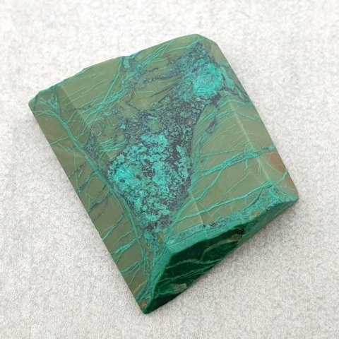 Chryzokola cięta surowa 24x19 mm nr 45 Chryzokola cięta surowa 24x19 mm nr 45