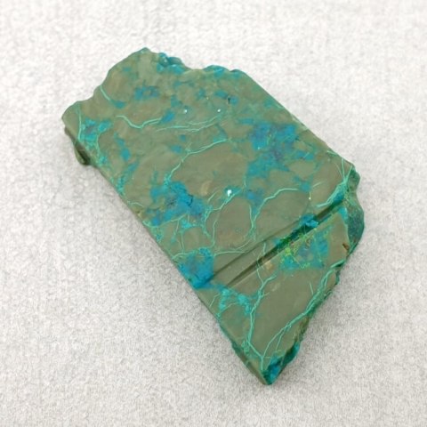 Chryzokola cięta surowa 30x17 mm nr 6 Chryzokola cięta surowa 30x17 mm nr 6