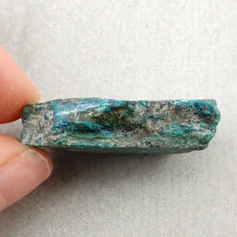 Chrysocolla with azurite cut raw 33x23 mm no 33 Chrysocolla with azurite cut raw 33x23 mm no 33