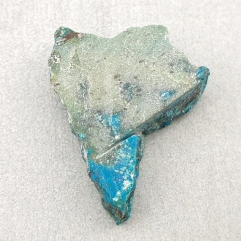 Chrysocolla with azurite cut raw 37x26 mm no 32 Chrysocolla with azurite cut raw 37x26 mm no 32