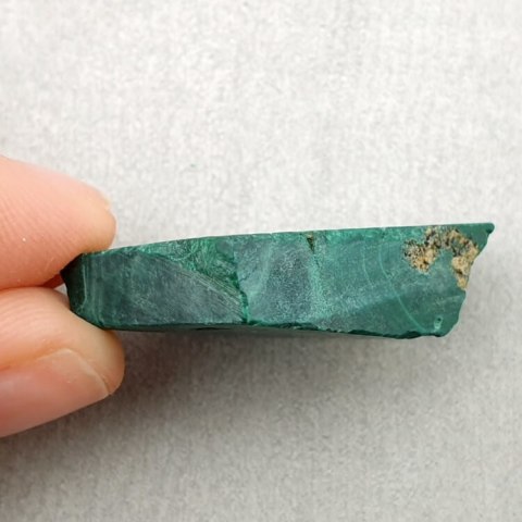 Malachite cut raw 27x22 mm No 8 Malachite cut raw 27x22 mm No 8