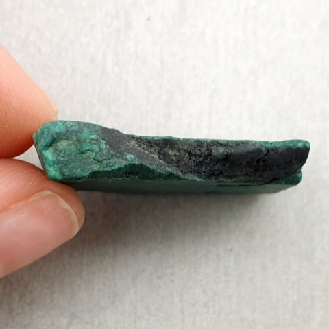 Malachite cut raw 28x22 mm No. 25 Malachite cut raw 28x22 mm No. 25