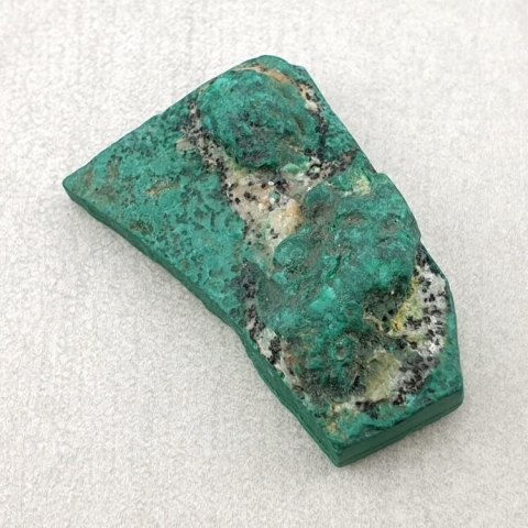 Malachite cut raw 32x21 mm No 24 Malachite cut raw 32x21 mm No 24