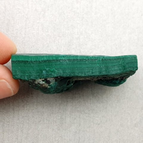 Malachite cut raw 32x21 mm No 24 Malachite cut raw 32x21 mm No 24