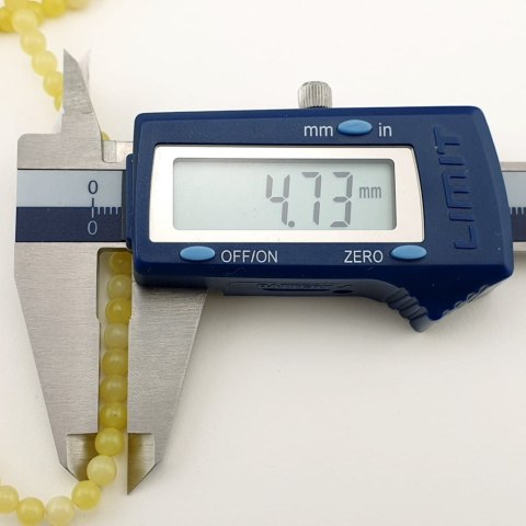 Butter jade ball 4 mm strand Butter jade ball 4 mm strand