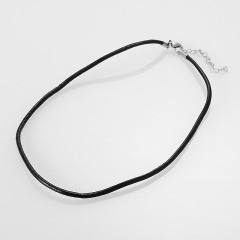 Black leather thong 3 mm 40+5 cm Black leather thong 3 mm 40+5 cm