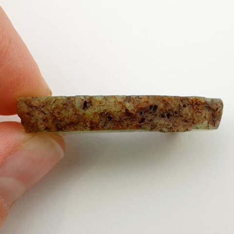 Chryzopraz cięty surowy 32x20 mm nr 4 Chryzopraz cięty surowy 32x20 mm nr 4