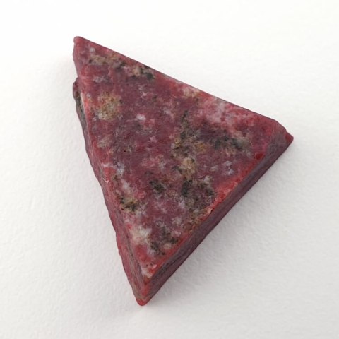 Thulite cut raw 21x20 mm No 23 Thulite cut raw 21x20 mm No 23