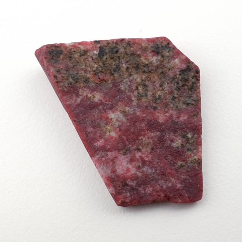 Thulite cut raw 22x21 mm No 61 Thulite cut raw 22x21 mm No 61