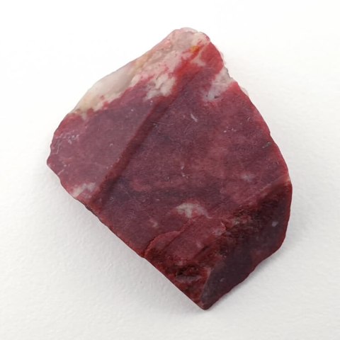 Thulite cut raw 24x19 mm No 85 Thulite cut raw 24x19 mm No 85