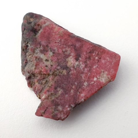 Thulite cut raw 29x24 mm No 5 Thulite cut raw 29x24 mm No 5