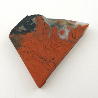Red jasper cut raw 30x23 mm No 25