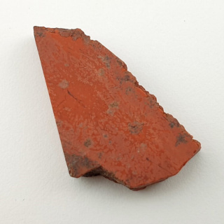 Red jasper cut raw 33x19 mm No 53