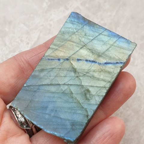 Labradorite cut raw 59x38 mm no 81 Labradorite cut raw 59x38 mm no 81