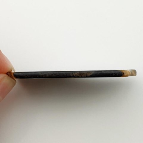Tiger's eye slice with hole 58x32 mm No 17 Tiger's eye slice with hole 58x32 mm No 17