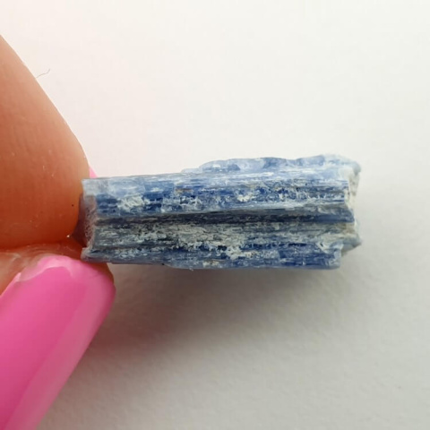 Kyanite raw 18x12 mm No 270 Kyanite raw 18x12 mm No 270