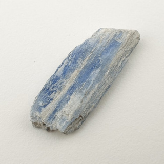 Kyanite raw 25x10 mm No 232