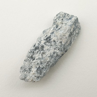 Kyanite raw 27x11 mm No 156