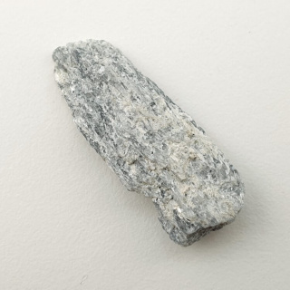 Kyanite raw 27x11 mm No 156