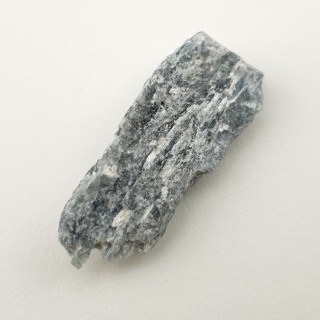 Kyanite raw 27x11 mm No 218