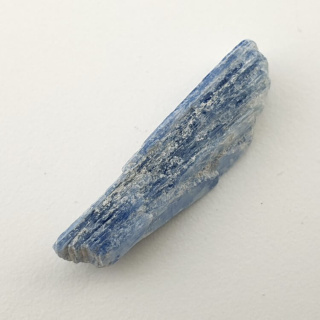 Kyanite raw 27x9 mm No 265