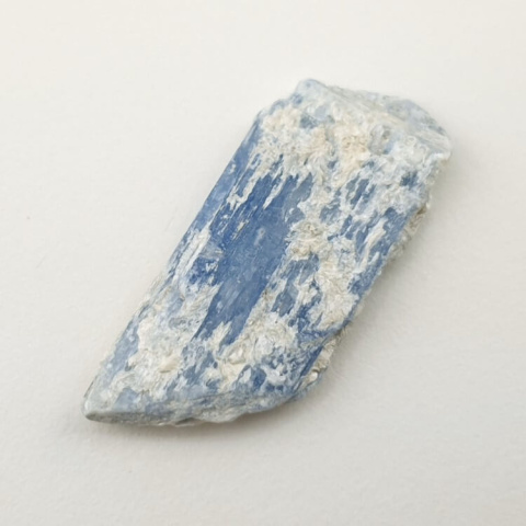 Kyanite raw 29x13 mm No. 253 Kyanite raw 29x13 mm No. 253