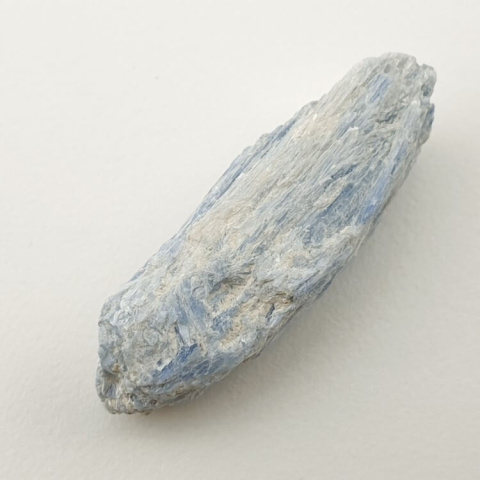Kyanite raw 30x9 mm No 219 Kyanite raw 30x9 mm No 219