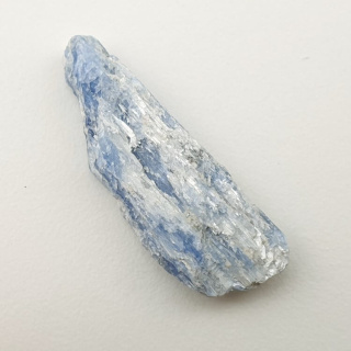Kyanite raw 31x11 mm no 172