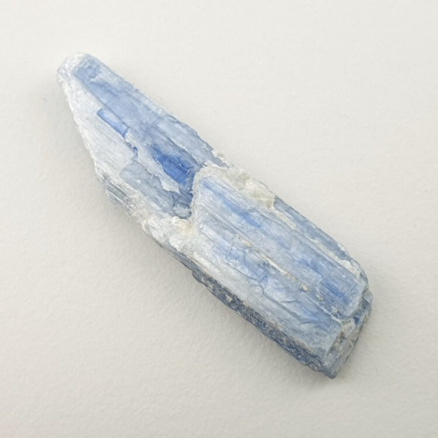 Kyanite raw 32x9 mm No. 159 Kyanite raw 32x9 mm No. 159