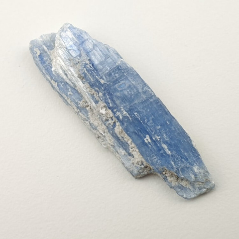 Kyanite raw 34x11 mm no 256 Kyanite raw 34x11 mm no 256