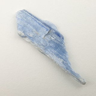 Kyanite raw 36x11 mm No 204