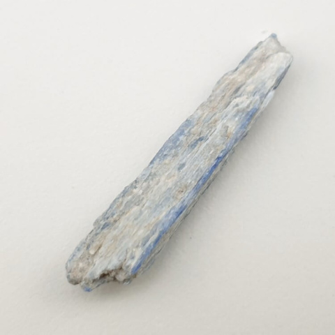 Kyanite raw 36x8 mm No 184 Kyanite raw 36x8 mm No 184