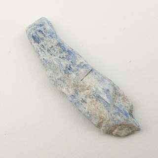 Kyanite raw 37x11 mm No 173