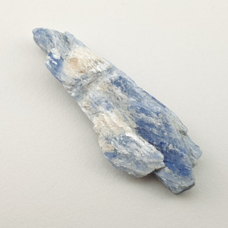Kyanite raw 38x13 mm No 238